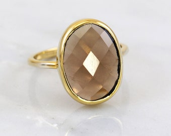 Smoky Ring, Statement Gemstone Ring, Gold and Silver Ring, Brown Gemstone ring, Faceted Ring, Cocktail Ring, Vermeil Oval Ring, Wife Gift