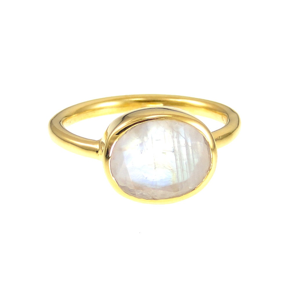 Rainbow Moonstone Ring - Oval Ring - Bezel set ring - June Birthstone Ring - Gemstone Ring - Stacking Ring - Gold Ring - Bridal Jewelry