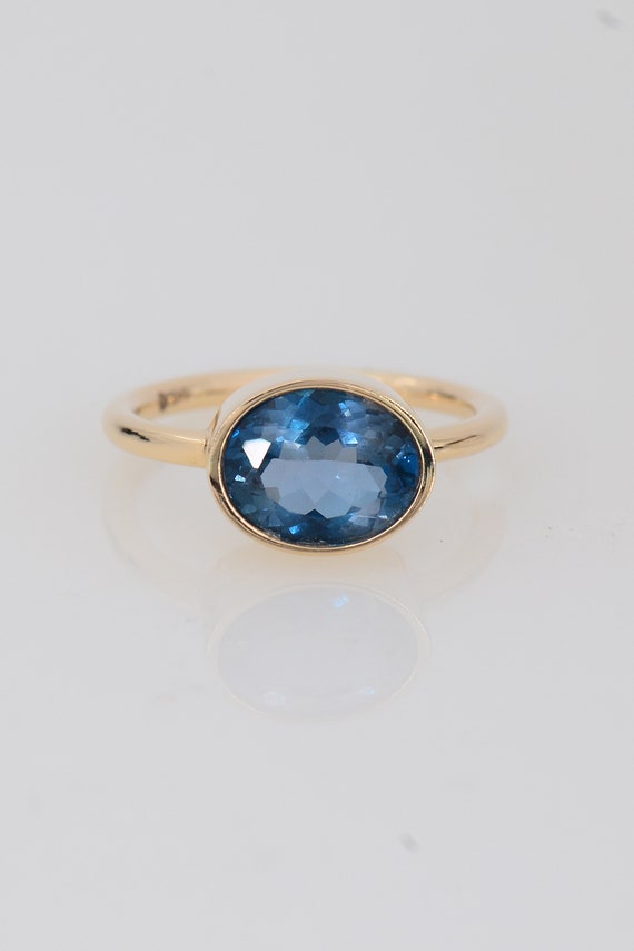 London Blue Topaz ring, Stacking Ring, Solid gold ring, Oval Gemstone ring, Genuine Gemstone ring, Colored Gemstone ring, 14k Gold ring