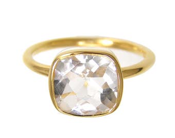 Clear Quartz Ring - Crystal Quartz Rings - Cushion Ring - Bezel set ring - Gemstone Ring - Stacking Ring - Gold Ring - Bridesmaid Ring