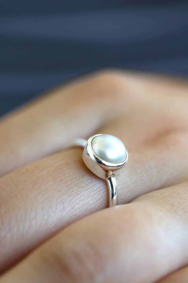 Freshwater round pearl Pearl ring Cultured pearl Real pearl ring,June birthstone Solitaire pearl 925 sterling silver ring Genuine pearl