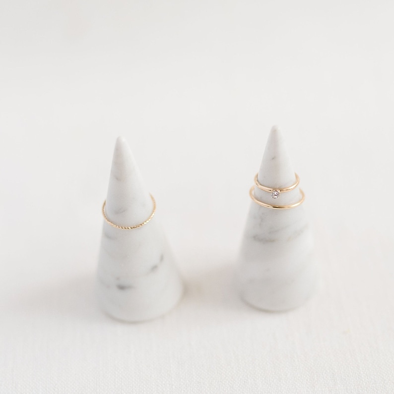 100% Genuine Marble Ring Holder Cone image 2