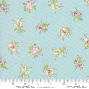 Fat Quarters Cottage Bramble par Brenda Riddle pour Moda Fabrics