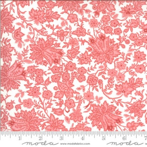 Pocketful of Posies Sweetie 33543 14 by Chloe&#39;s Closet for Moda Fabrics - by the half-yard