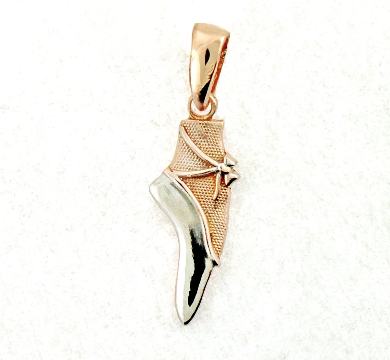 ballet shoe pendant (jc-782) ballet shoe pendant (jc-782)
