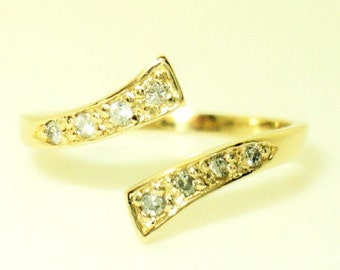 8 Stone Diamond Toe Ring (JC-1011)