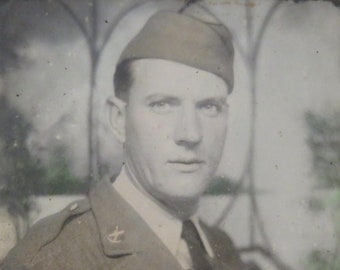1940s WWII US Army Soldier Hand Tinted Photo (1.75")