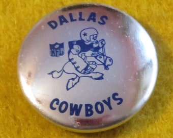 Vintage 1970's Dallas Cowboys NFL Football Pin Back Button