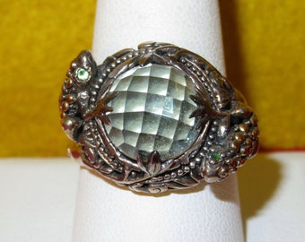 Outstanding Signed Sterling Silver 18 Karat Gold Frog Gemstone Ring - Size 10