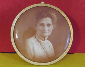Large 1900's Celluloid Photo Mourning Button - Stately Grandmother In Gold Frame