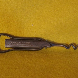Vintage 1920&#39;s Green River Whiskey Advertising Cork Screw Bottle Opener