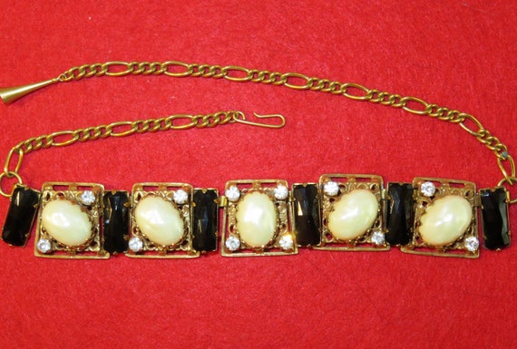 Outstanding 1950's Faux Pearl Rhinestone Gold Ton… - image 5