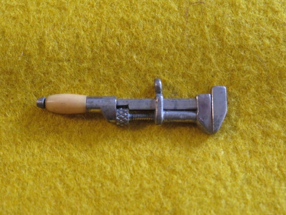 Outstanding 1920's Mini/Miniature Plumbing Mechan… - image 1