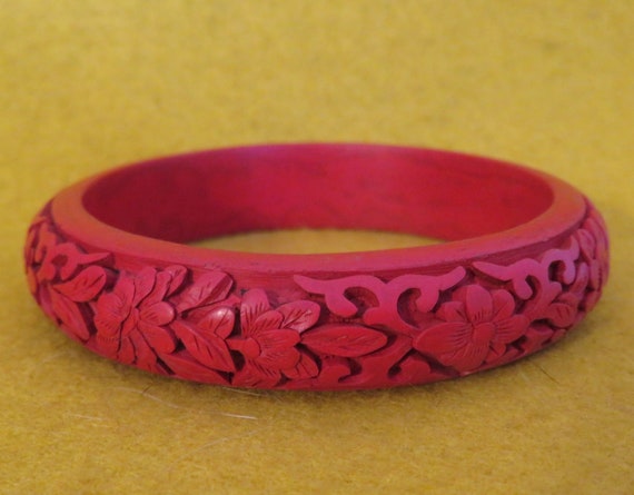 Vintage Chinese Cinnabar Bangle Bracelet & Matchi… - image 9