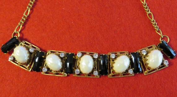 Outstanding 1950's Faux Pearl Rhinestone Gold Ton… - image 2