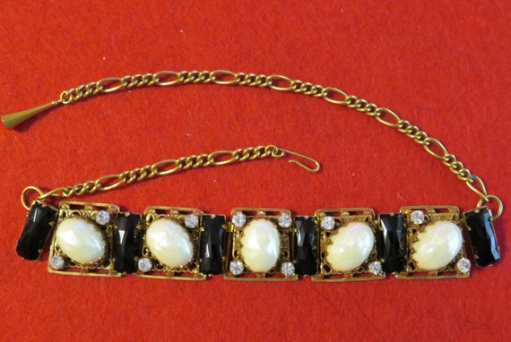 Outstanding 1950's Faux Pearl Rhinestone Gold Ton… - image 6