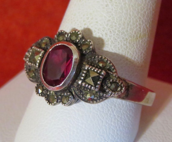 Large 1980's Sterling Silver Ladies Ruby & Marcas… - image 8