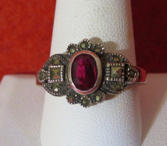 Large 1980's Sterling Silver Ladies Ruby & Marcas… - image 7