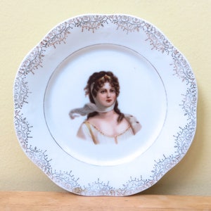 1890&#39;s Queen Louise Of Prussia Mignon Z.S. & Co. Bavaria 6&quot; Plate