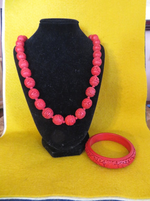 Vintage Chinese Cinnabar Bangle Bracelet & Matchi… - image 1