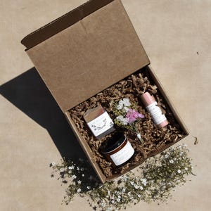 Seasonal Subscription Box | S U M M E R