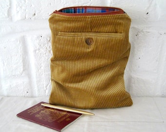Pochette de poche en velours côtelé recyclé faite main