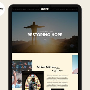 Peut inclure: Une capture d'écran d'un site Web avec le texte "Transforming Lives Restoring Hope" et une silhouette d'une personne debout au sommet d'une montagne. Le site Web présente également des images d'un groupe de personnes et d'une église.