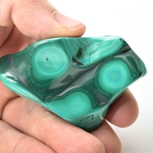 2.87&quot; POLISHED BULLSEYE MALACHITE - Congo A695