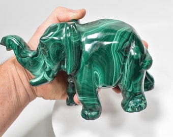 21,5 cm GEPOLIJSTE MALACHIET OLIFANT Dierensnijwerk - Congo mc901