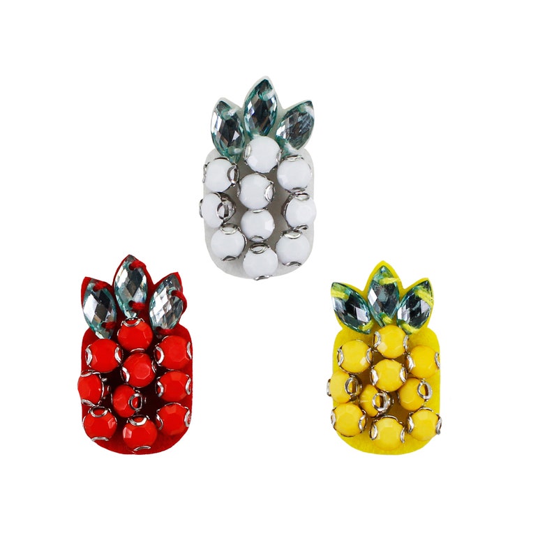 Pineapple Beaded Patches Ananas Fruits Rhinestone Brooch Applique DIY Handmade Badge Sew On Clothes Hat Shoes Bags Garment Accessories BG214