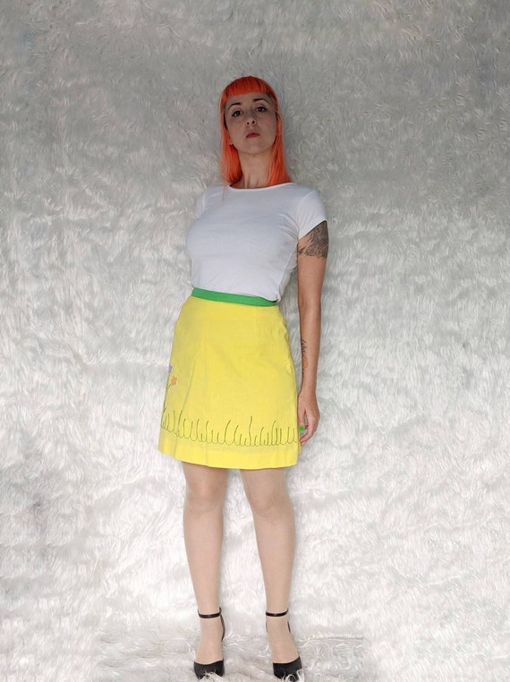 1970s Skorts Yellow Embroidered Daisy Skort Skirt… - image 4