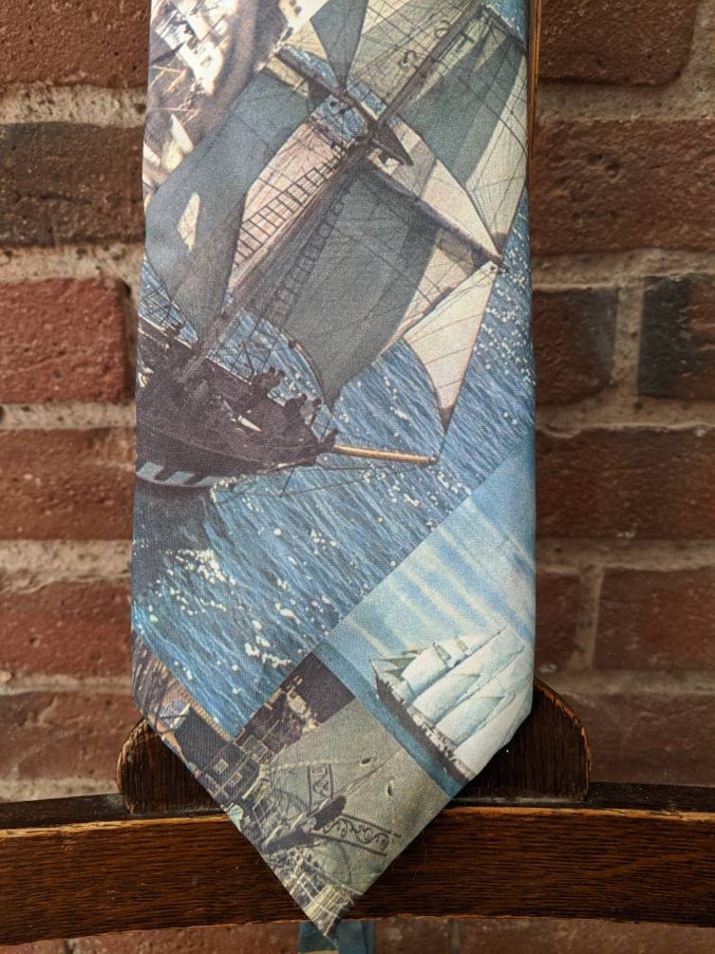 Vintage 1970s Sail boat Racing boat Boating Ocean Novelty Conversational Necktie Vintage Menswear Tie