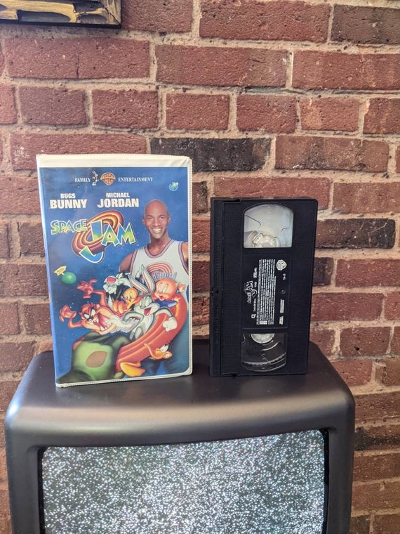 Vintage VHS Space Jam Basketball Movie by Warner Brothers Starring