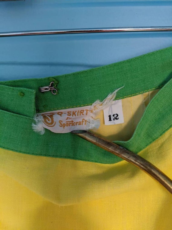 1970s Skorts Yellow Embroidered Daisy Skort Skirt… - image 7