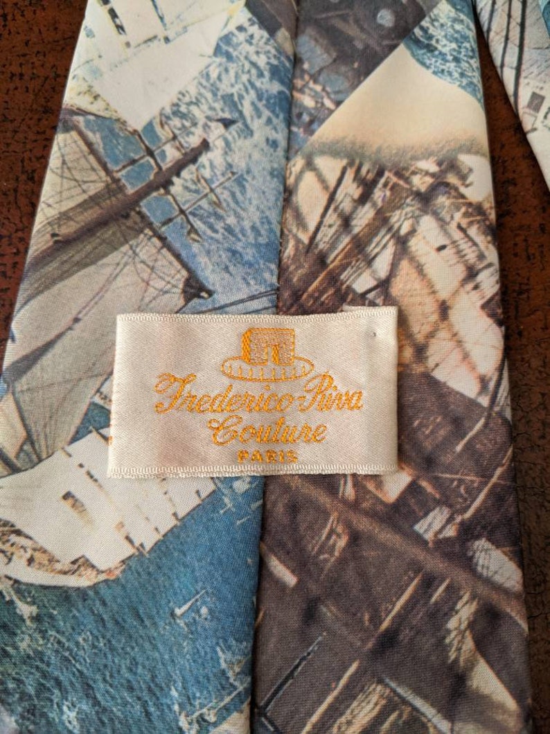 Vintage 1970s Sail boat Racing boat Boating Ocean Novelty Conversational Necktie Vintage Menswear Tie