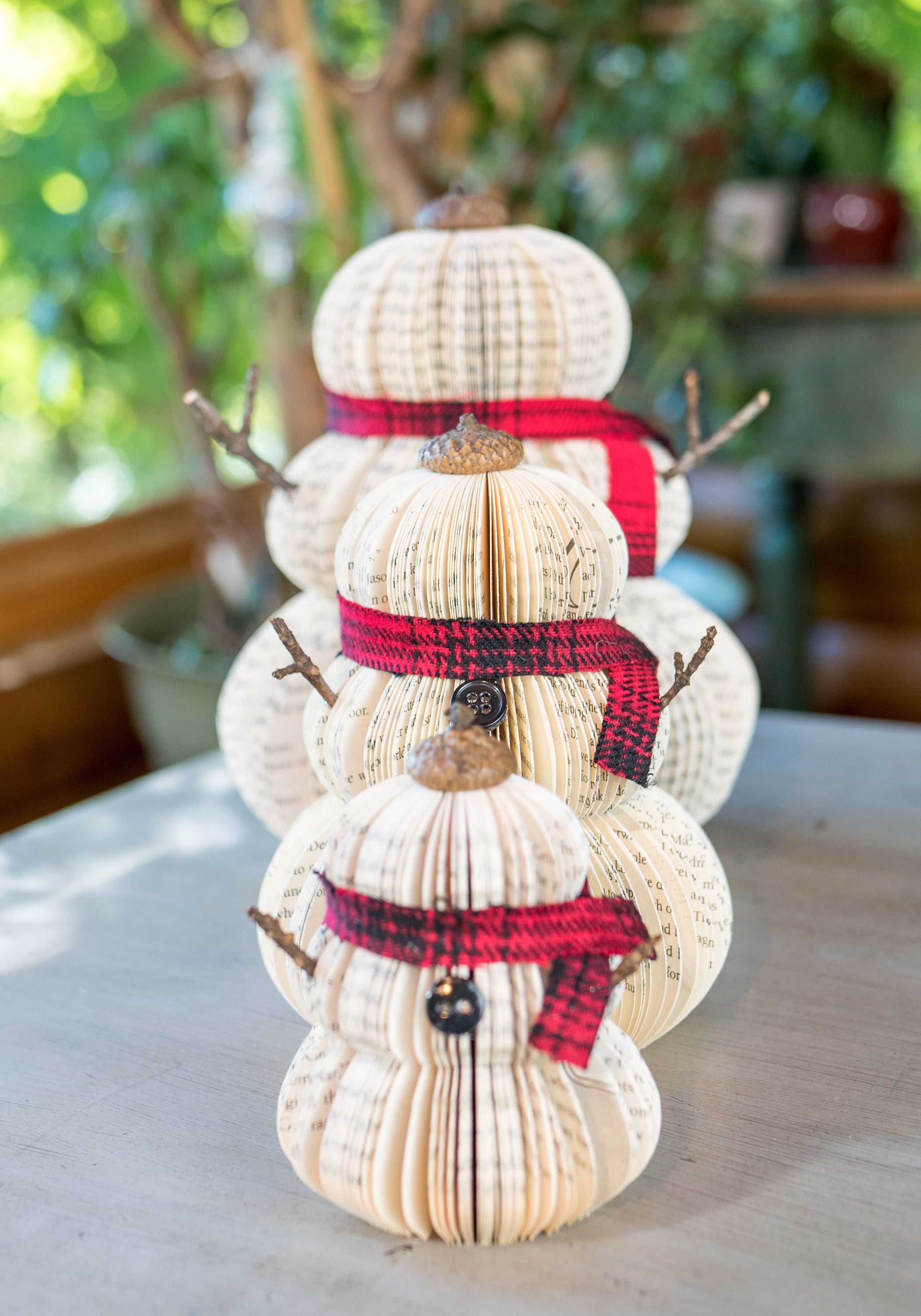 Book Snowman-Christmas Decor-Holiday Decor-Christmas Decoration-Christmas Gifts-Book Exchange-Winter Decor-Teacher Gift-Gift for Mom