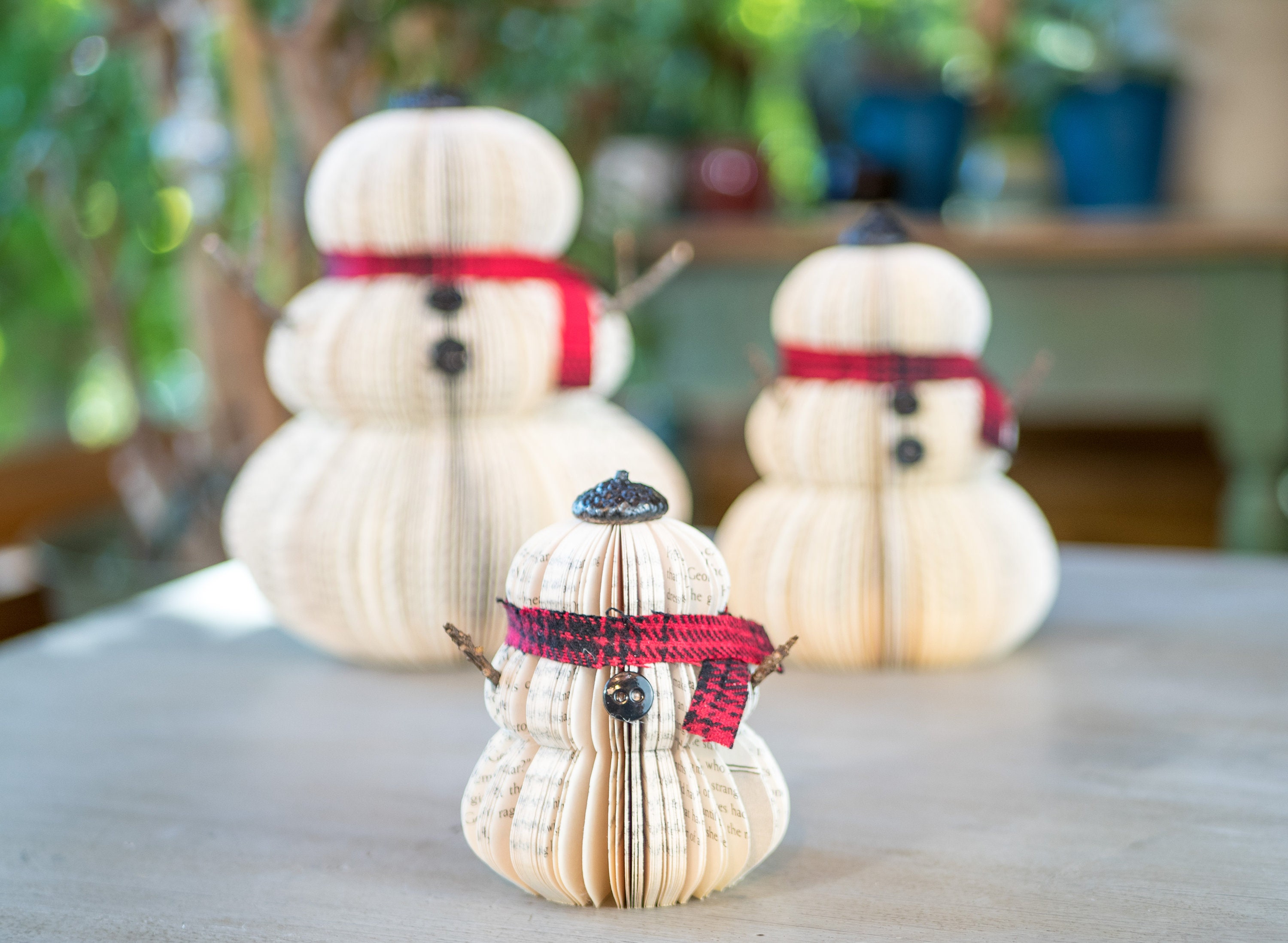 Book Snowman-Christmas Decor-Holiday Decor-Christmas Decoration-Christmas Gifts-Book Exchange-Winter Decor-Teacher Gift-Gift for Mom
