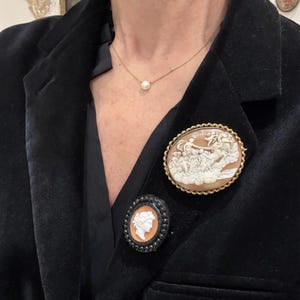 Victorian Sardonyx Shell Cameo Brooch with Whitby Jet Frame – Late 19th Century Vintage Brooch, Geometric Gothic Revival image 9