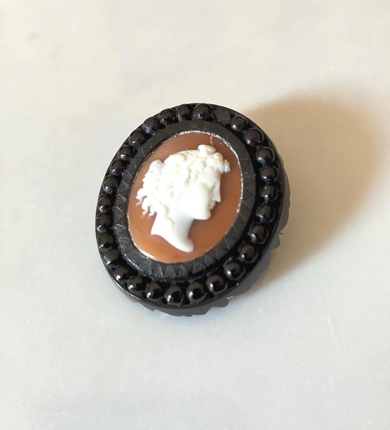 Victorian Sardonyx Shell Cameo Brooch with Whitby Jet Frame – Late 19th Century Vintage Brooch, Geometric Gothic Revival image 1