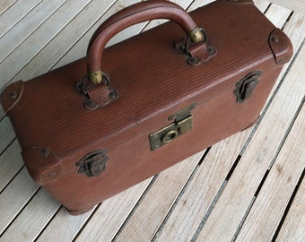Antique suitcase that opens from the top, cardboard, leather profiles, metal handle, 1950s, Italy