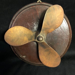 Vintage Boat propeller in brass, Nautical Industrial Decor, mounted on wood, Wall Art, Shelf Accent, vintage 1950s/60s, Italy