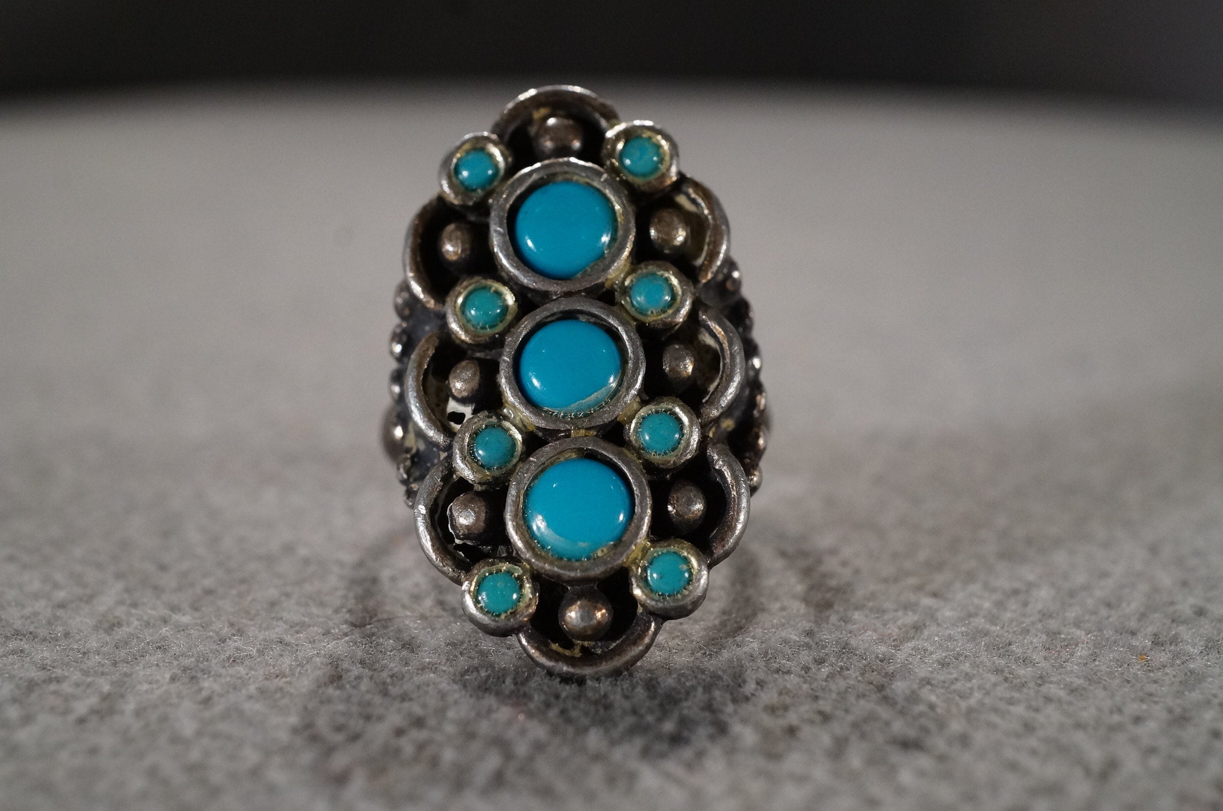 Vintage Silver Tone Statement Ring With Inset Turquoise Vintage Silver Tone Statement Ring With Inset Turquoise
