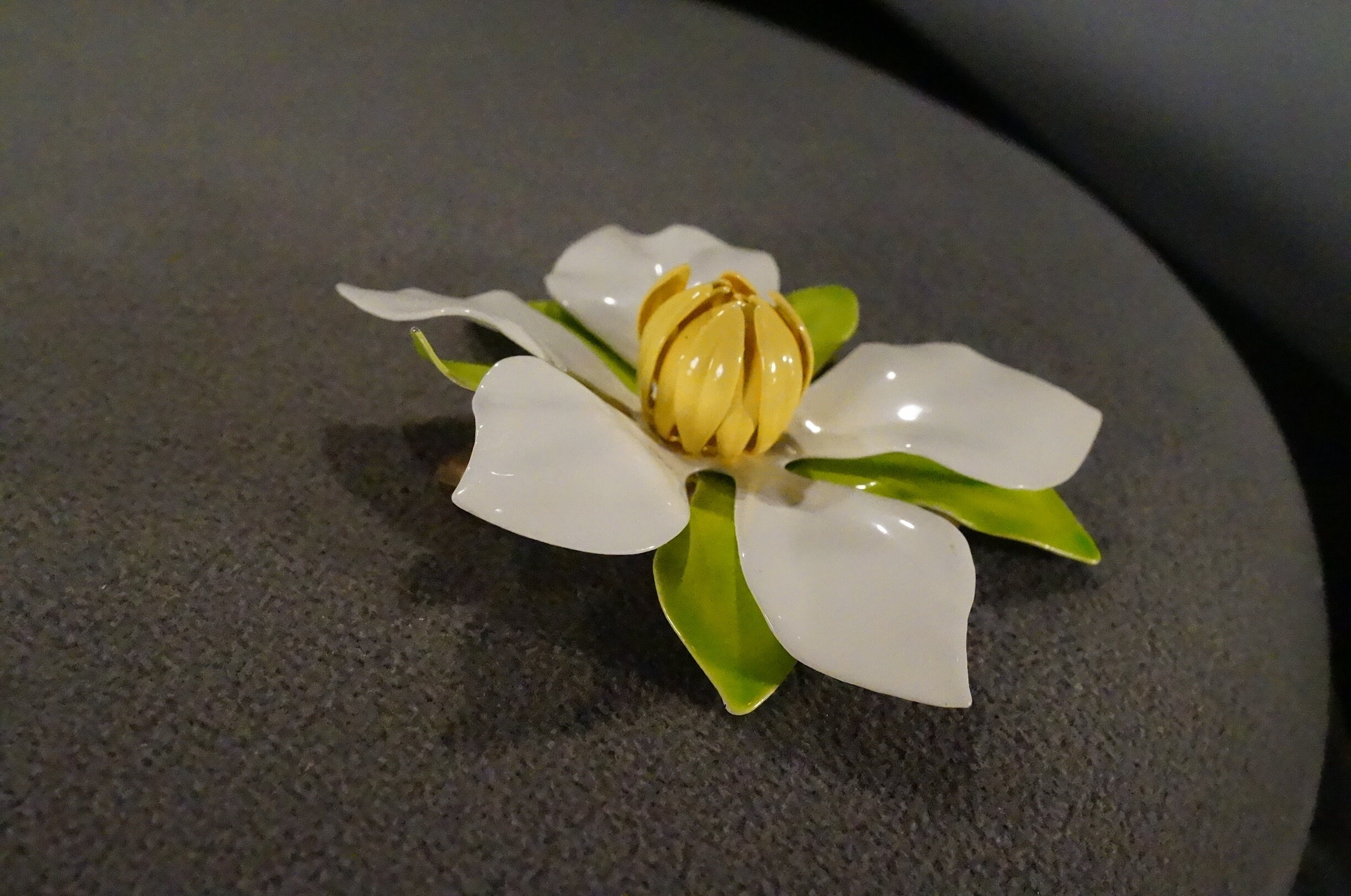 Vintage Art Deco Style Yellow Gold Tone Enameled Floral Design