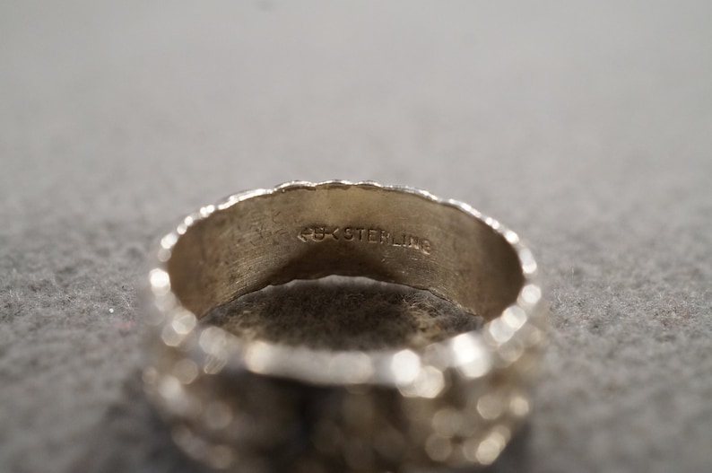 size 6 M1 vintage sterling silver wide band ring with large floral designs
