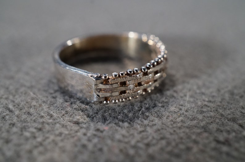 Vintage Art Deco Style Sterling Silver Bib Style Scrolled Band Stackable Ring Size 7 Jewelry