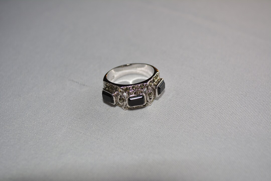 Costume Rectangular Rings Vintage Statement Costume Ring With Three Rectangular Black Lucite ...
