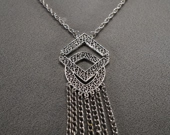 Art deco style silver tone chain adjustable belt bell dangle necklace XS S Vintage Art Deco Style Silver Tone Bib Style Tassel Dangle  main image 3