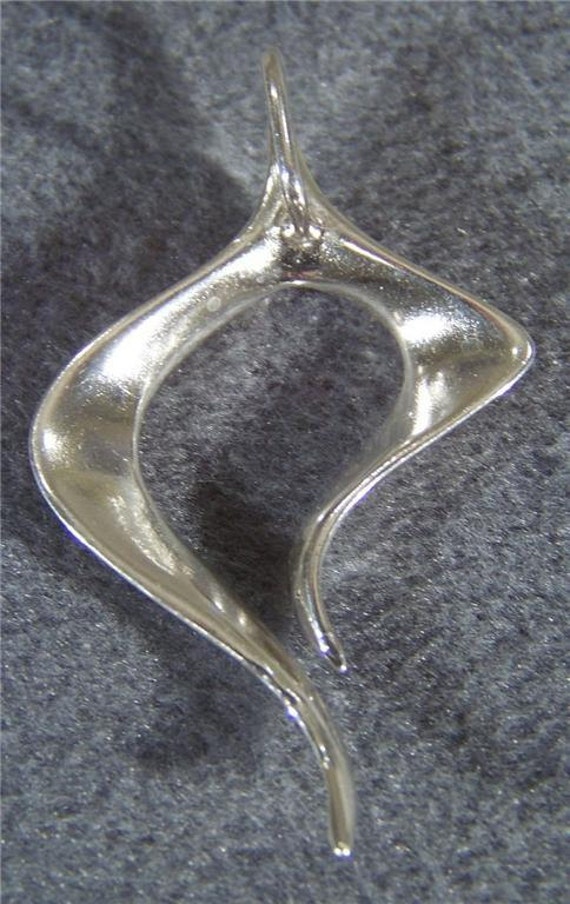 Vintage Big Wide Sterling Silver Swirled Pendant … - image 2