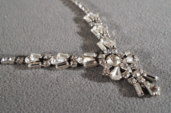 Vintage Traditional Style Silver Tone Rhinestones… - image 3