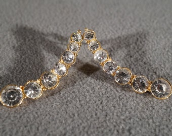 Vintage Art Deco Glass Graduated Size Rhinestones Pierced Eternity Yellow Gold Tone Earrings Jewelry      KW34